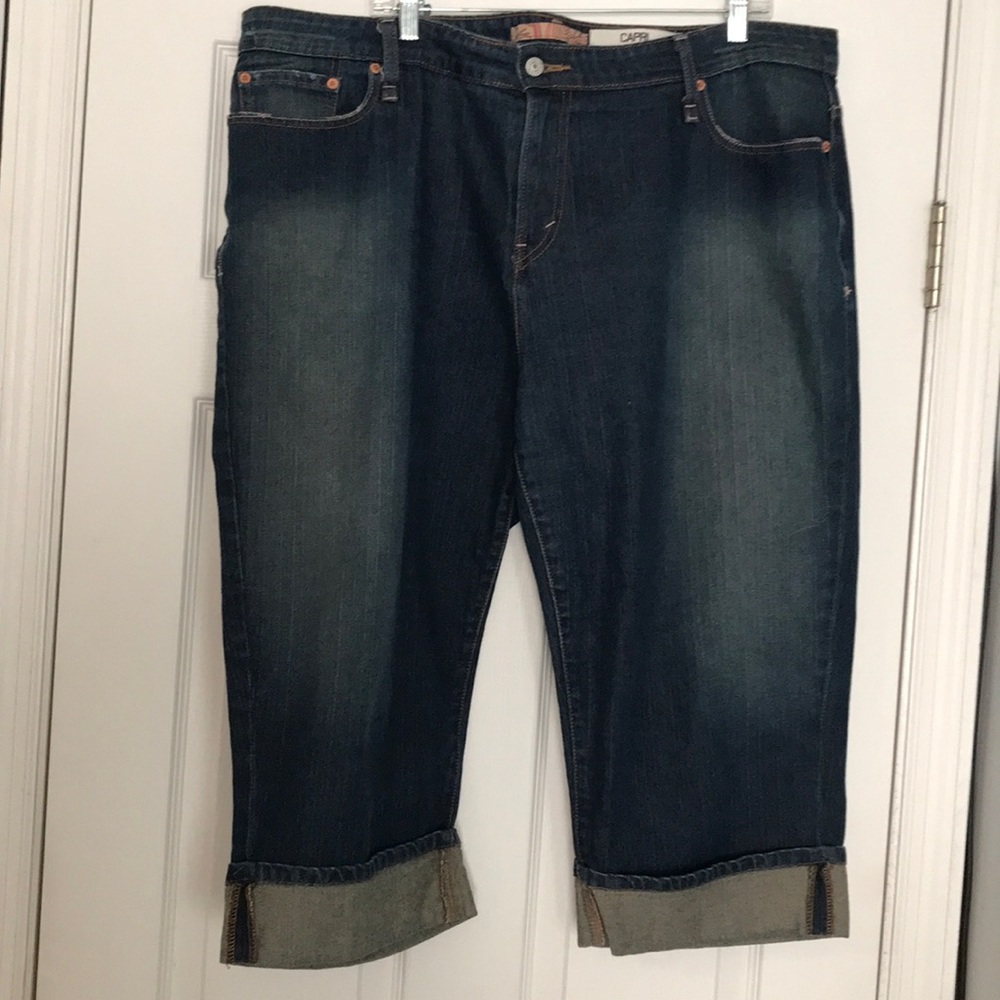Levi’s Jean Capris